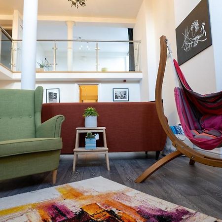 Stunning Mezzanine Apartment Near City Centre Cardiff Ngoại thất bức ảnh